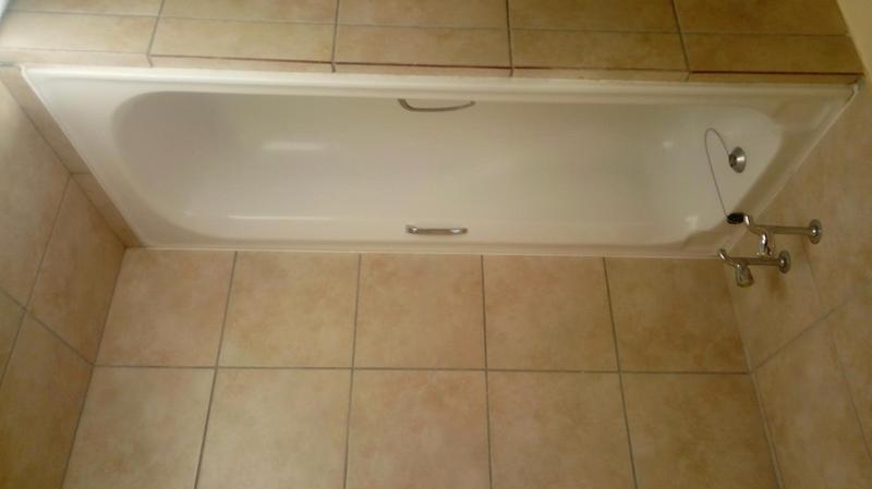 2 Bedroom Property for Sale in Gaylee Western Cape